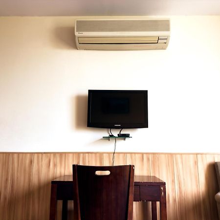 Hotel Royal Palm - A Budget Hotel In Ουνταϊπούρ Εξωτερικό φωτογραφία